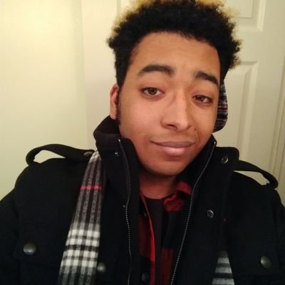 Profile Picture of Christopher (@Sweezy2_Eazy) on Twitter