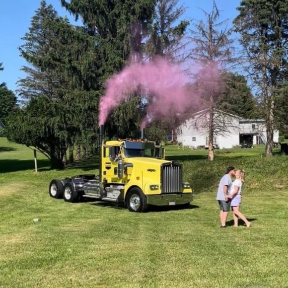 Profile Picture of Greg Faust (@greggy567) on Poshmark