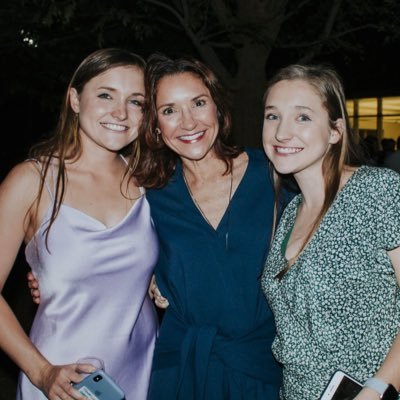 Profile Picture of Paula North (@Paula__North) on Twitter