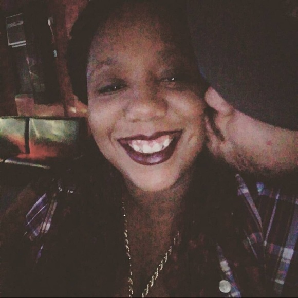 Profile Picture of Tia Boyd (@tcar2035) on Poshmark