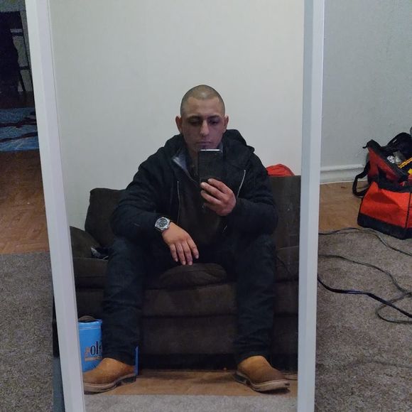 Profile Picture of Amaro Vega (@amaro_vega) on Poshmark