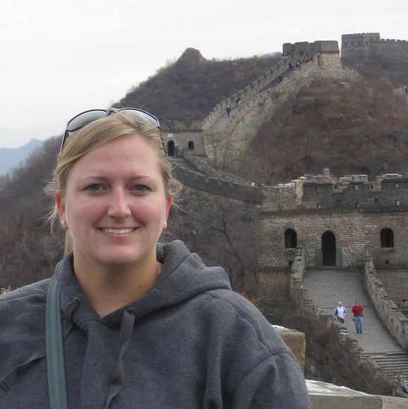 Profile Picture of Allison Muff (@h2oal) on Poshmark