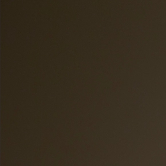 Profile Picture of Ashlee Meyer (@ameyer248) on Poshmark