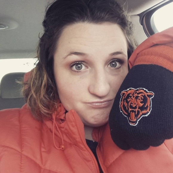 Profile Picture of Kristina Mok (@babbkristina6) on Poshmark