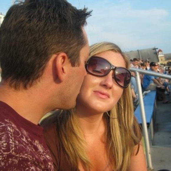 Profile Picture of Jeremy Melton (@jeremyamelton) on Poshmark