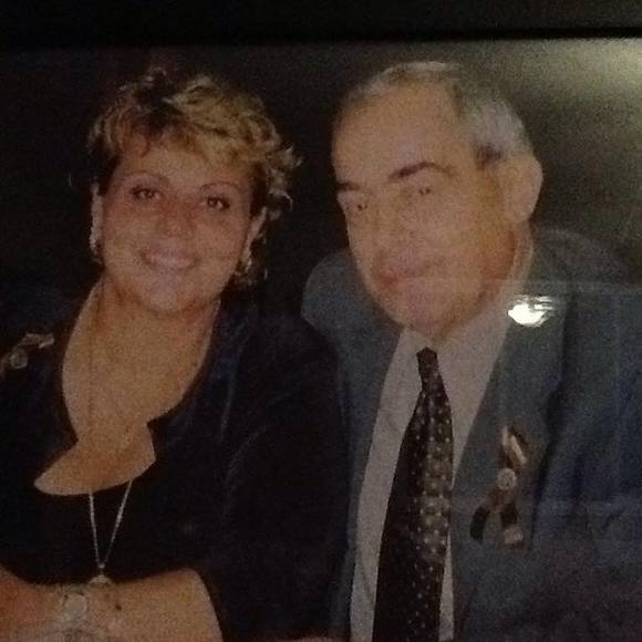 Profile Picture of Geralynn Petropoulos (@geralynnp) on Poshmark