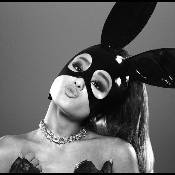 Jennifer Danese - Poshmark Profile Picture of Jennifer Danese (@jenniferdanese) on Poshmark