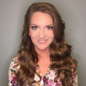 Profile Picture of Raelynn Prokop (@oliveandruephotography) on Tiktok