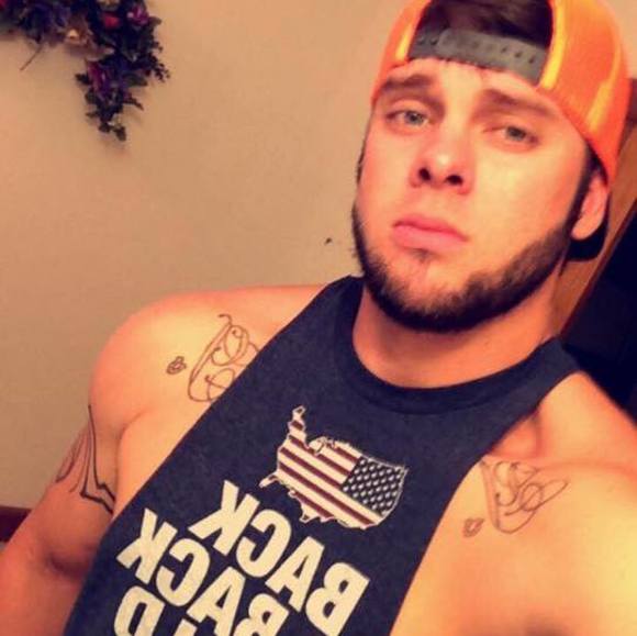 Profile Picture of Jason Choate (@jchoate030616) on Poshmark