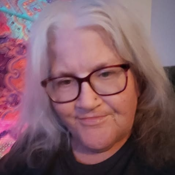 Profile Picture of Heather Trnka (@h_trnka57) on Poshmark