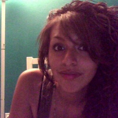 Profile Picture of Christy Lara (@christybaybee) on Twitter