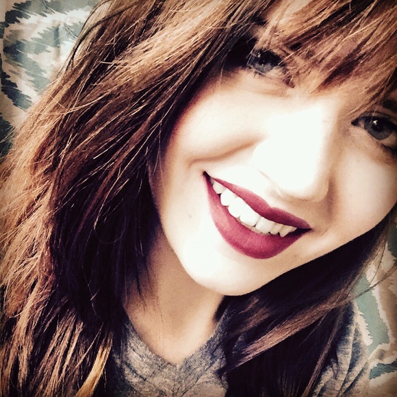 Profile Picture of Krissy Bicknell (@krissy13b94) on Poshmark