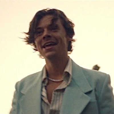 Profile Picture of Jodie 🧚🏼not Active (@harrysunflowerv) on Twitter