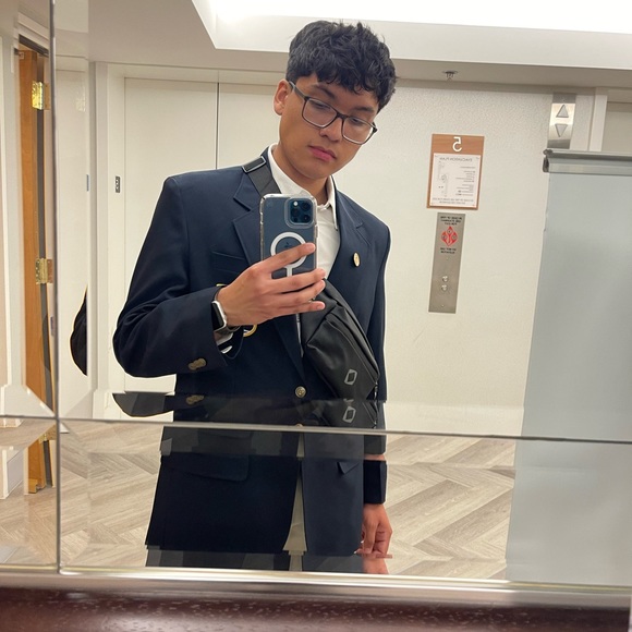 Profile Picture of Adam Aguilar (@contra1) on Poshmark