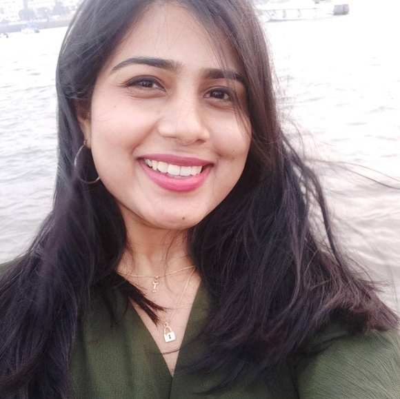 Profile Picture of Amisha Chheda (@amishachheda) on Poshmark