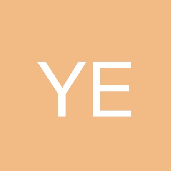 Profile Picture of Yessica Etchebarne (@lovesthatvino) on Poshmark