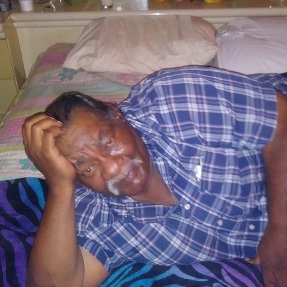 Profile Picture of Aaron Foster (@fosteraaron106) on Poshmark