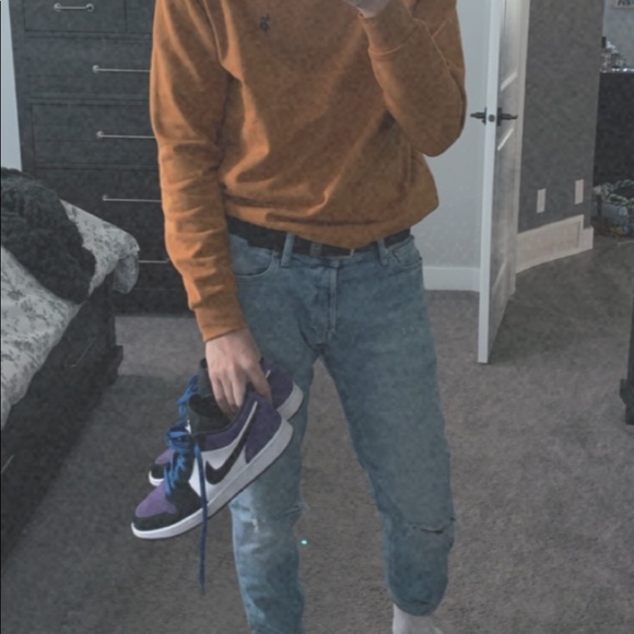 Profile Picture of Alex Papageorgiou (@alexpapageorgio) on Poshmark