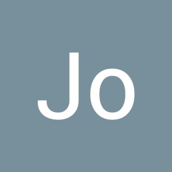 Profile Picture of Jo Furseth (@kawaiijosie82) on Poshmark