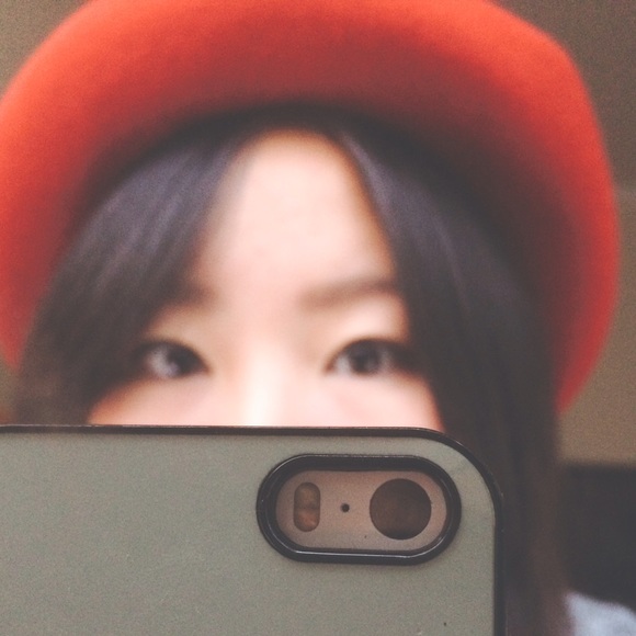 Profile Picture of Jennifer Cho (@_jennibear_) on Poshmark