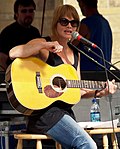 Profile Picture of Shawn Colvin discographyon Wikipedia