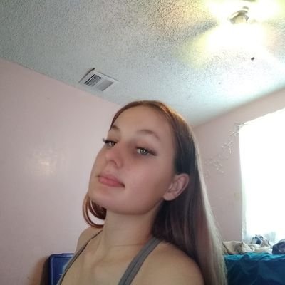 Profile Picture of Anastasia Hayden Johnson (@AnastasiaHayd18) on Twitter