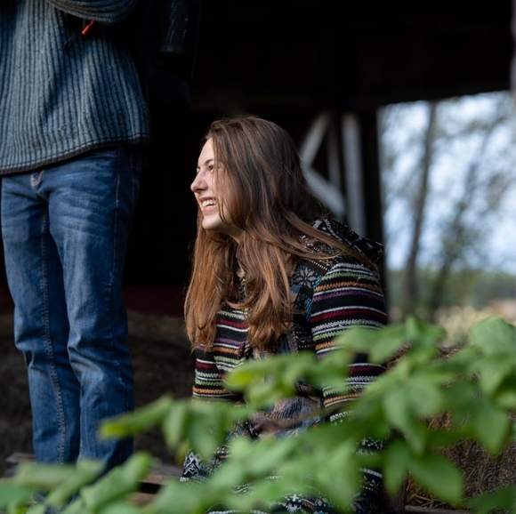 Profile Picture of Anne-marie Poupart (@ampoup) on Poshmark