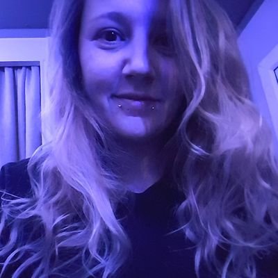Profile Picture of Jennifer Sharp (@Jerryfir) on Twitter
