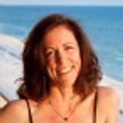 Profile Photo of Lisa Abramson (@KnittyMarlin) on Twitter