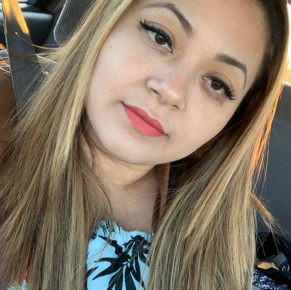 Carlita Martinez - Poshmark Profile Picture of Carlita Martinez (@carlita_m) on Poshmark