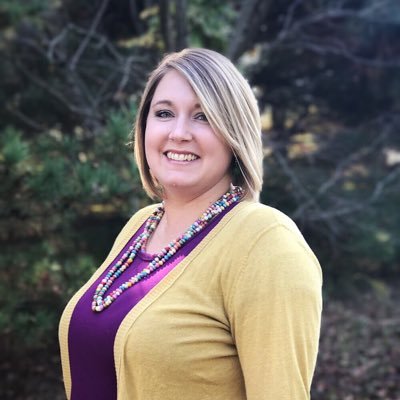 Profile Picture of Erica Wyatt (@MrsWyattsClass) on Twitter