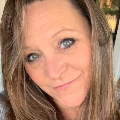 Profile Picture of Shelly Reeder (@sjreeder3) on Twitter