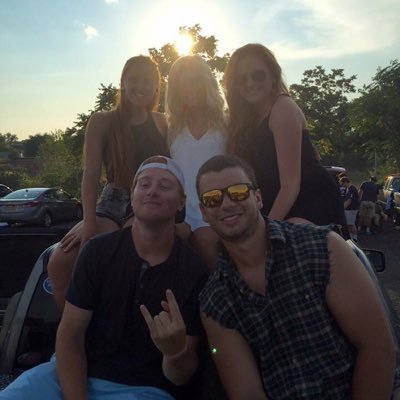 Profile Picture of Todd Ruby (@TRUUUby_18) on Twitter