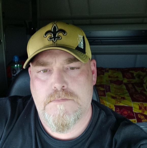 Profile Picture of Joshua Terrell (@biggredd56) on Poshmark