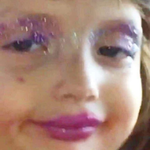 Profile Picture of Bree Humann (@h0neybubb1e) on Poshmark