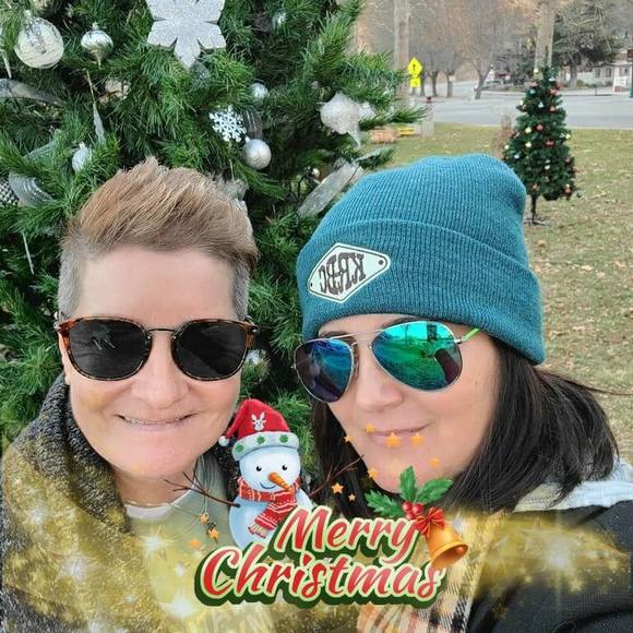 Profile Picture of Lucia Pereira (@luciapereira308) on Poshmark