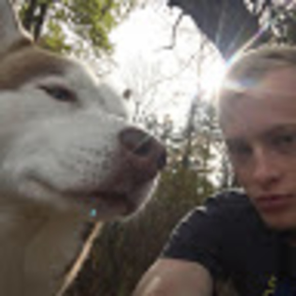 Profile Picture of Johnny Hayes (@johnnyhayes776) on Poshmark