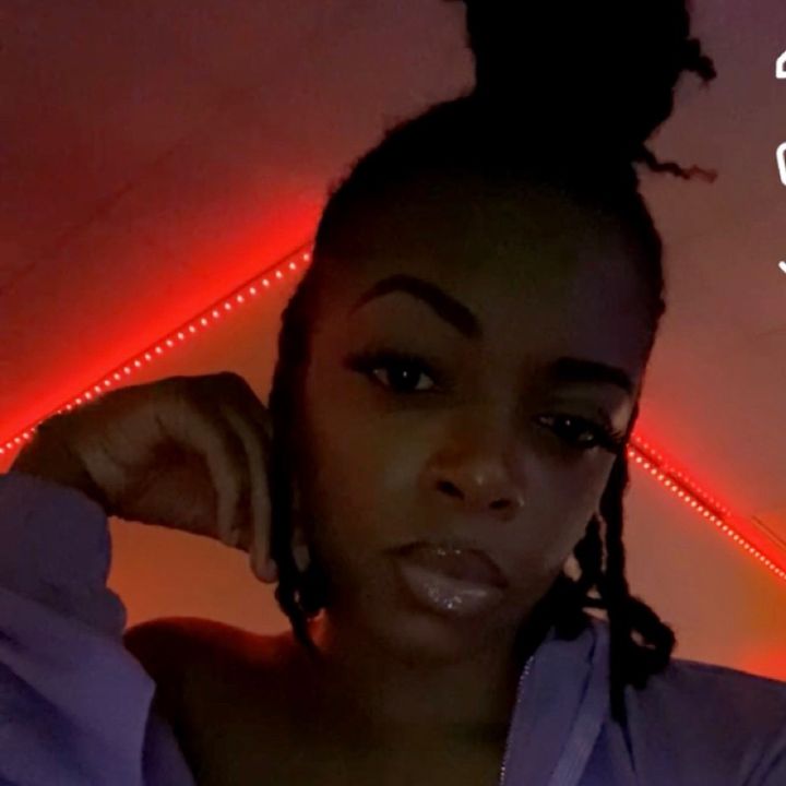 MommyOf2_Girls - Tiktok Profile Picture of MommyOf2_Girls (@robinradcliff) on Tiktok