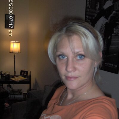 Profile Picture of Mary Brinson (@MKBrinson420) on Twitter