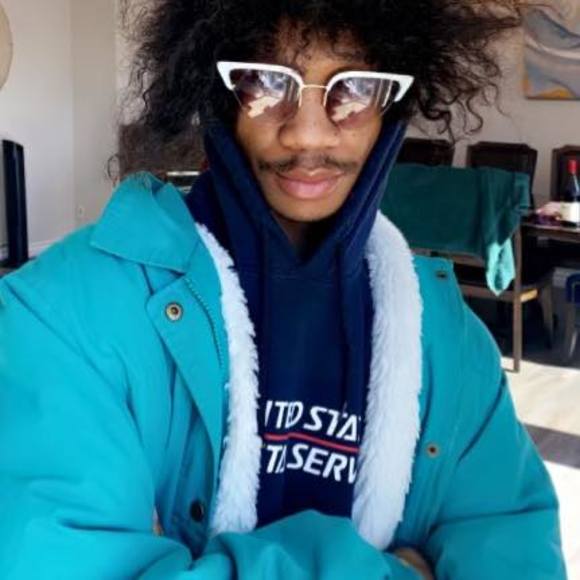 Profile Picture of Jay Whiting (@ijayklmnop) on Poshmark