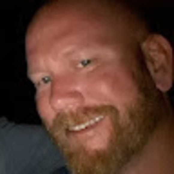 Profile Picture of Craig Hansen (@cahansen55) on Poshmark