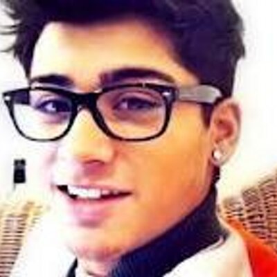 Profile Picture of Skye Carlson (@skyecarlsonrawr) on Twitter