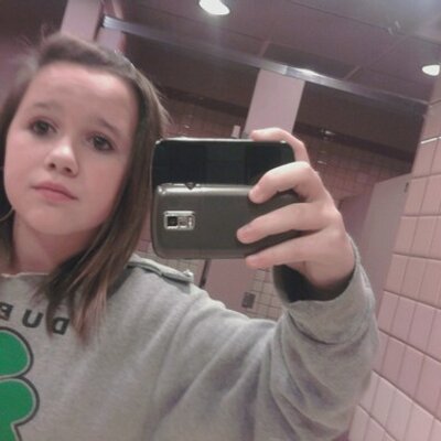 Profile Picture of Ally Schmidhammer (@schmidhammer) on Twitter