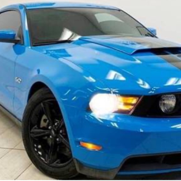 Profile Picture of Isaac Bock (@isaacbock) on Poshmark