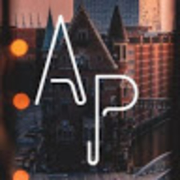 Profile Picture of Alexander Park (@alexandpark2003) on Poshmark