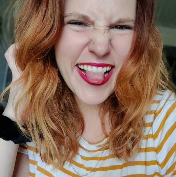 Amber Brauch - Poshmark Profile Picture of Amber Brauch (@abrauch2002) on Poshmark