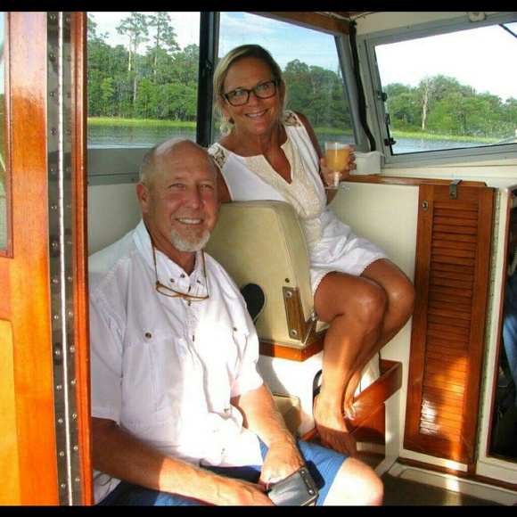 Profile Picture of Janet Murray (@jsmurray1) on Poshmark