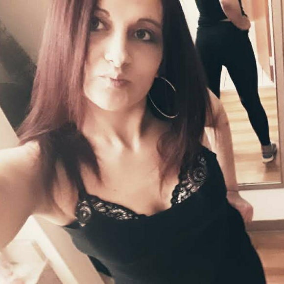 Profile Picture of Kenneth Bowie jr (@emperorken6) on Poshmark