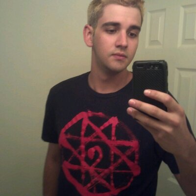 Profile Picture of Jacob Burchett (@jakemburchett) on Twitter