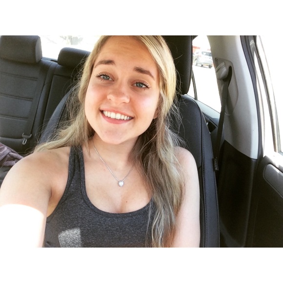 Profile Picture of Natalie Pagenkopf (@nat_jean) on Poshmark